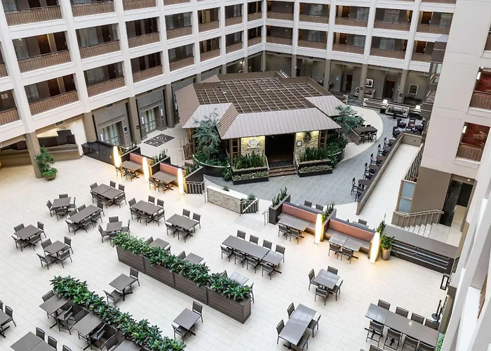 Embassy By Hilton Chicago North Shore Hotel