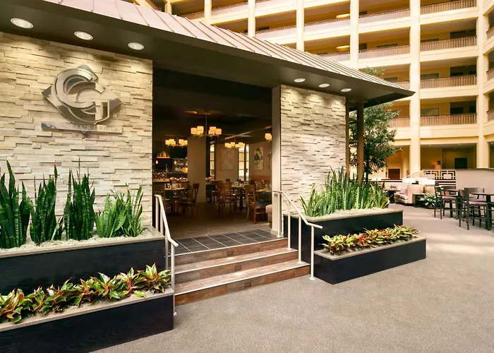 Embassy By Hilton Chicago North Shore Deerfield