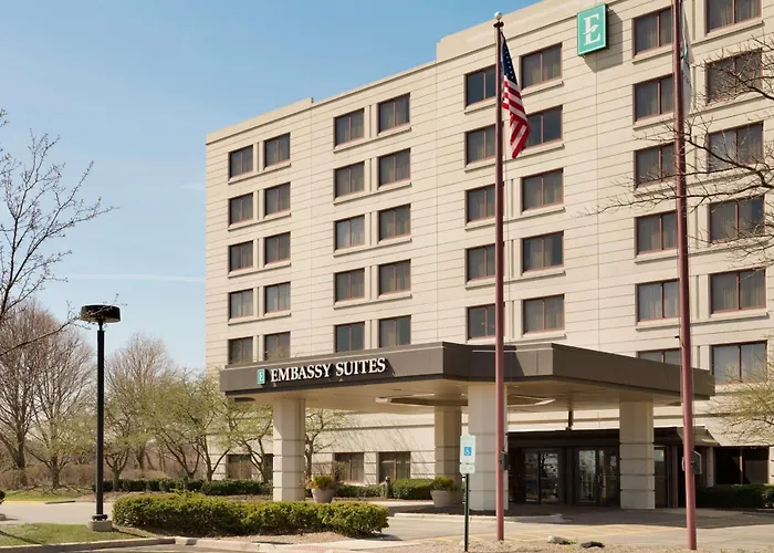 Embassy By Hilton Chicago North Shore Deerfield